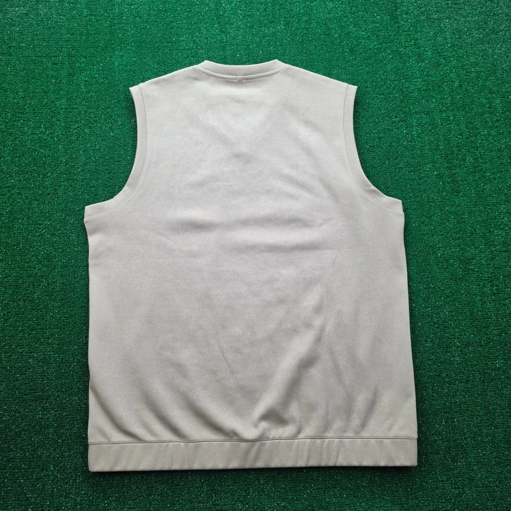 Nike Golf Dri Fit V-Neck Performance Sweater Vest Mens Medium Tan NWT 335843-235